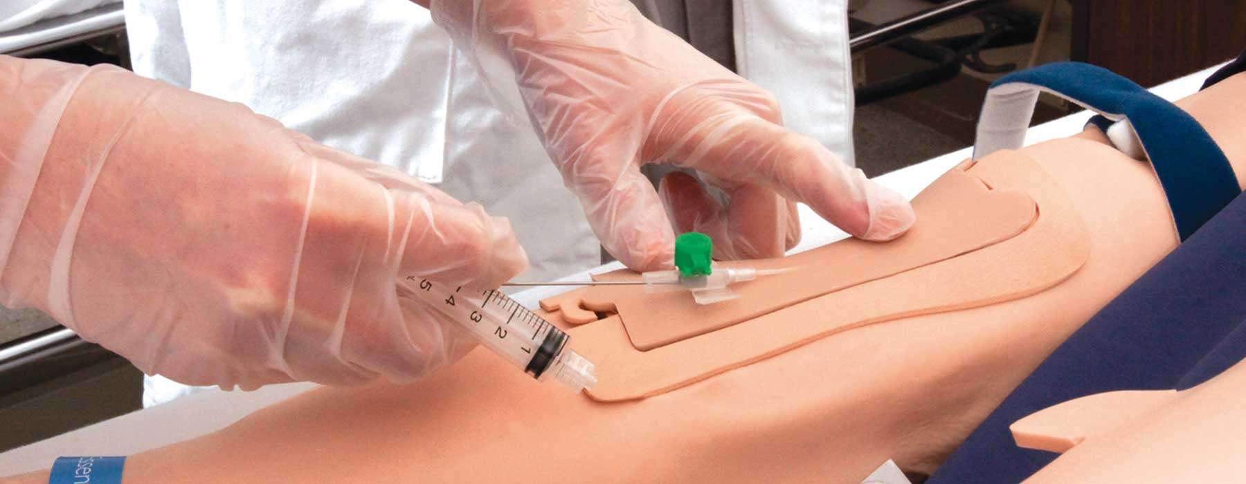 patient-simulation-iv-insertion-subhero.jpg