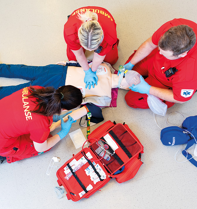 Resusci Anne QCPR - High-performance CPR skills for first responders, Laerdal Medical