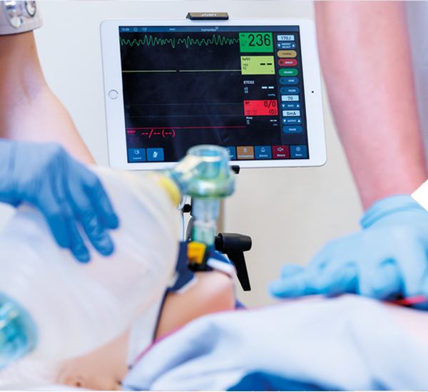 TruMonitor Um treinamento realista de simulação em ACLS Laerdal Medical