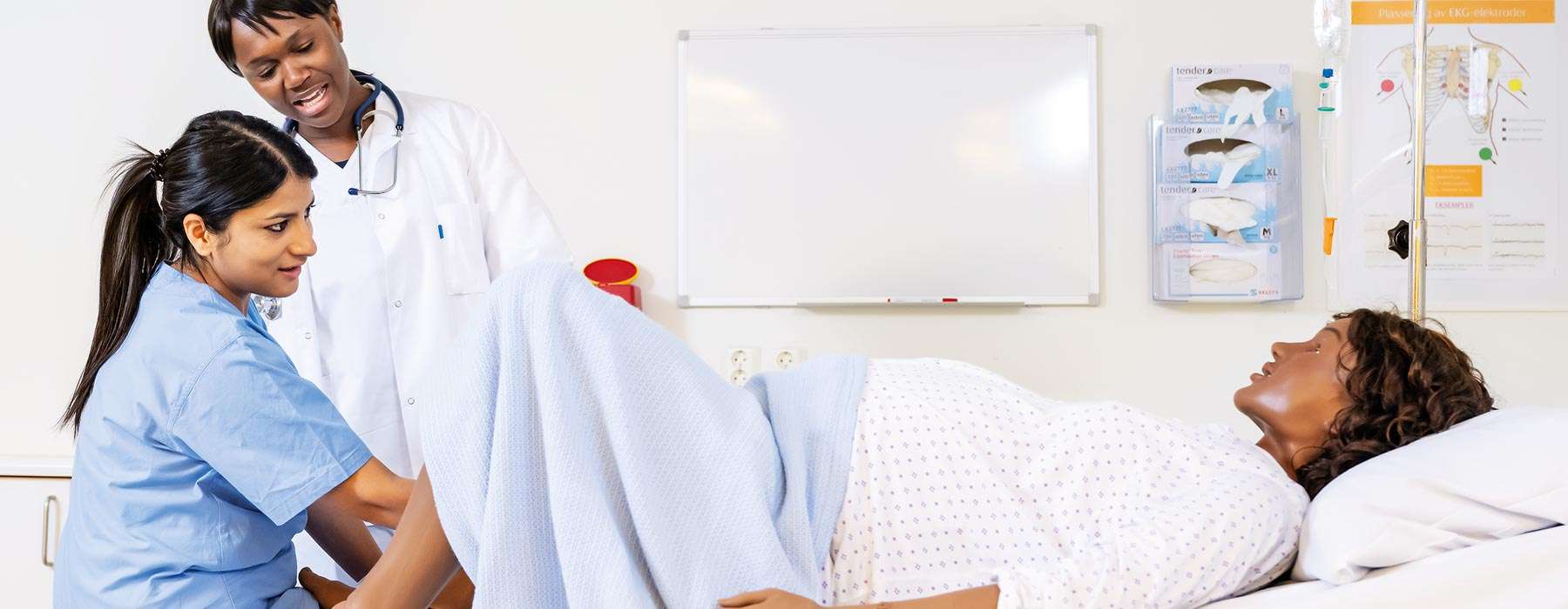 Birth Delivery by a nurse and doctor on MamaAnne