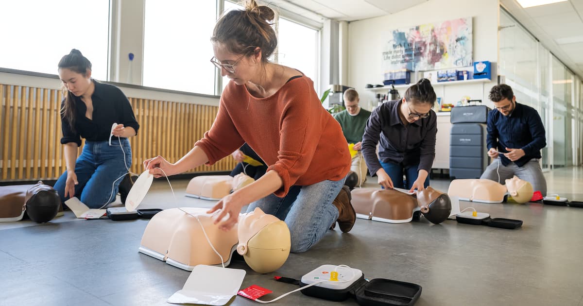 Little Anne and AED Trainer Kit | Laerdal Medical