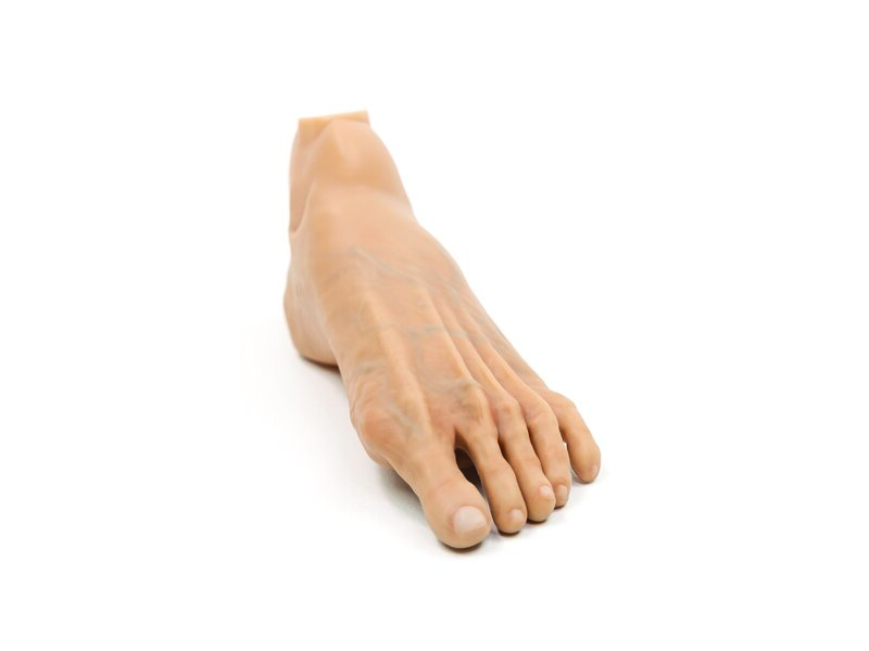 Geriatrisch linker voet (medium huidskleur)